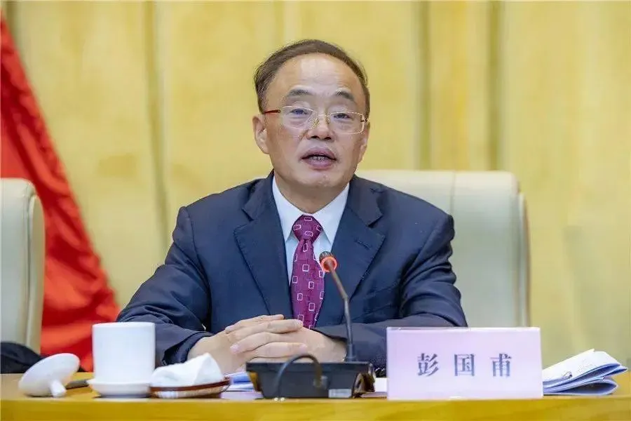 喜欢爆粗口的高官，从教授沦为&ldquo;老虎&rdquo;